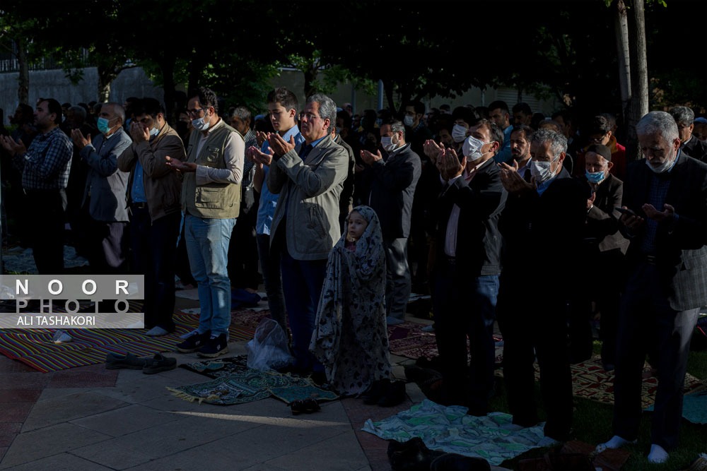 اقامه نماز عید فطر در قزوین