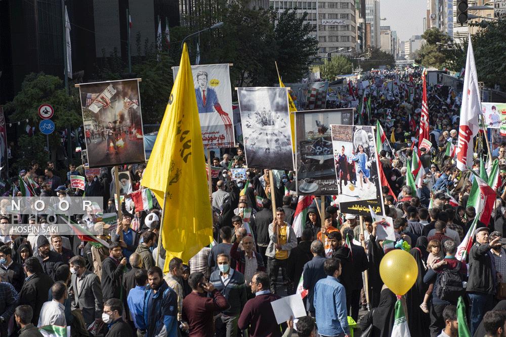 راهپیمایی ۱۳ آبان ۱۴۰۱ در تهران