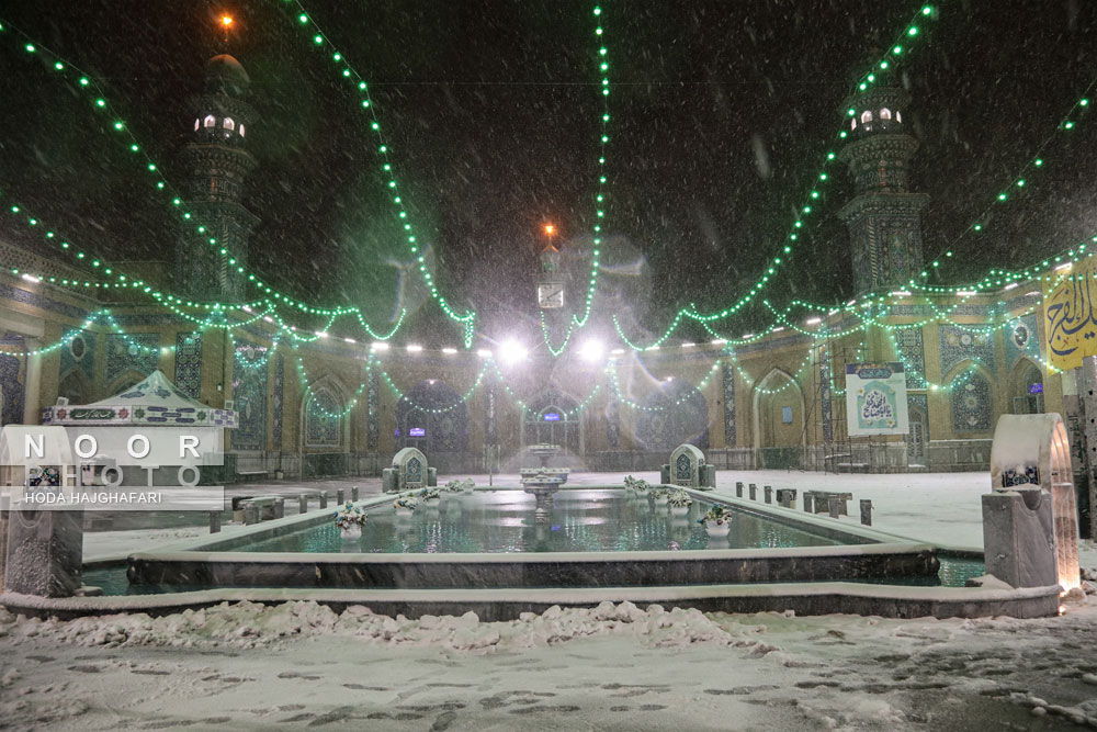 بارش برف در حرم مطهر حضرت معصومه و مسجد جمکران
