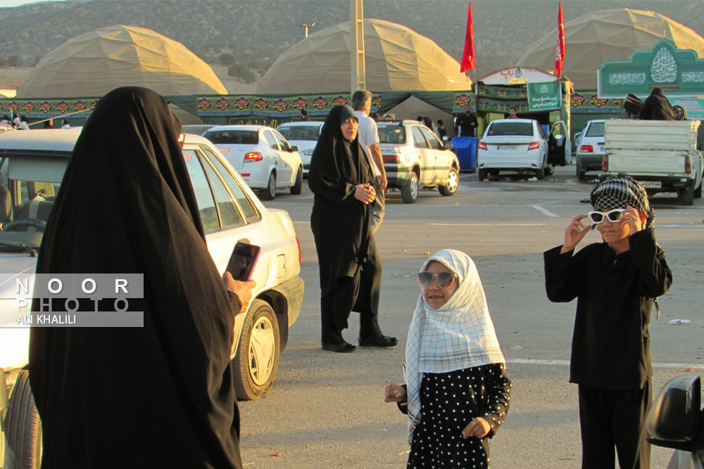 خدمات موکب محبان امیرالمومنین (ع) ایلام به زائران اربعین حسینی