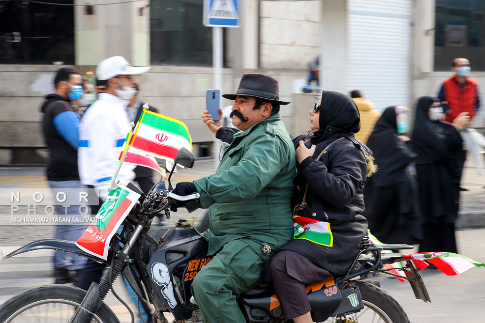 راهپیمایی 22 بهمن در مشهد