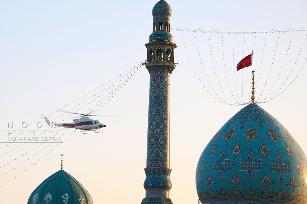 مسجد جمکران در شب نیمه شعبان