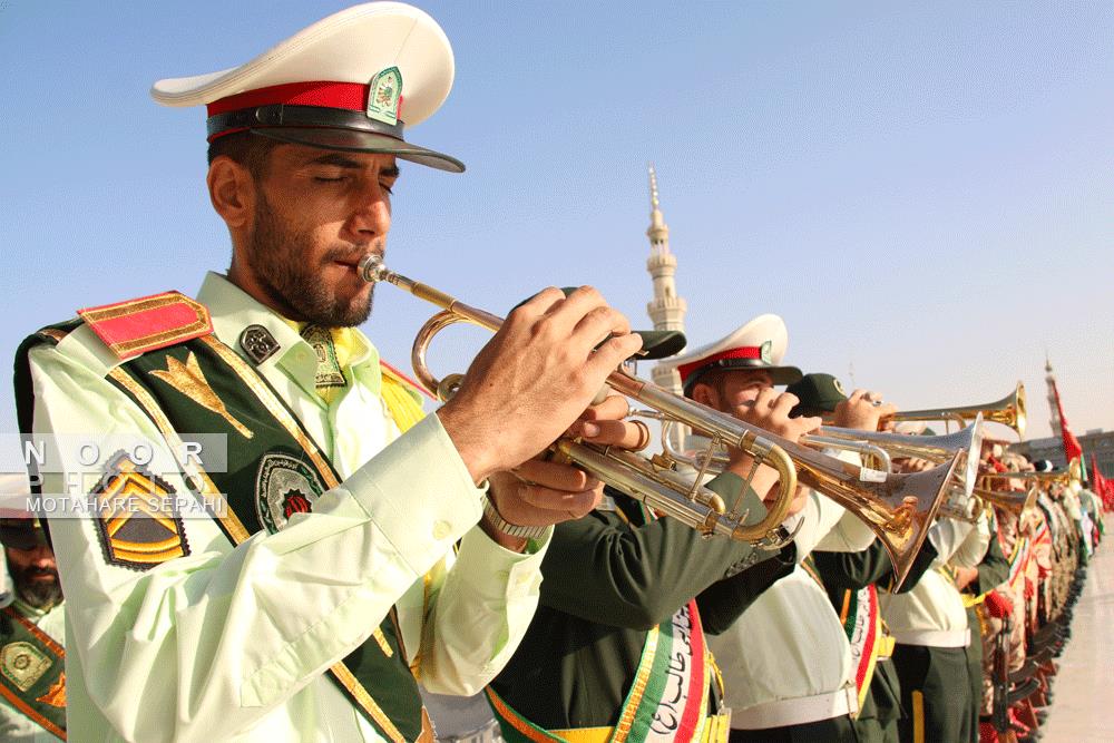 مراسم صبحگاه مشترک نیروهای مسلح در مسجد مقدس جمکران