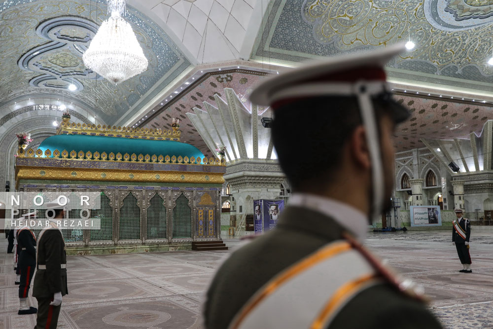 تجدید میثاق مدیر و کارکنان بنیاد مستضعفان با آرامان های امام راحل