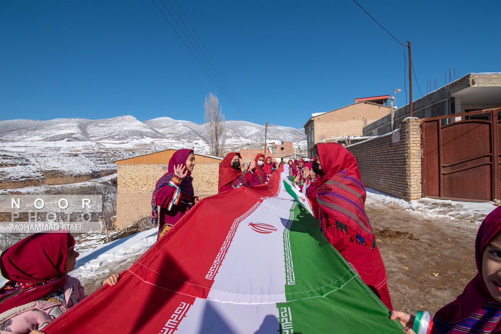 راهپیمایی 22 بهمن در روستای وامنان گلستان