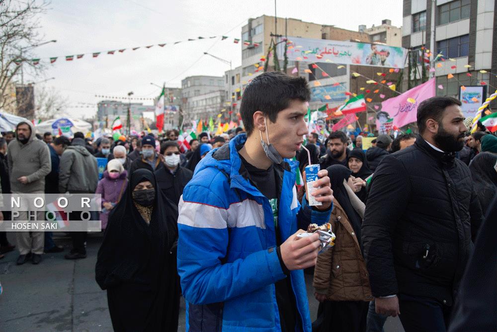 راهپیمایی 22 بهمن در تهران