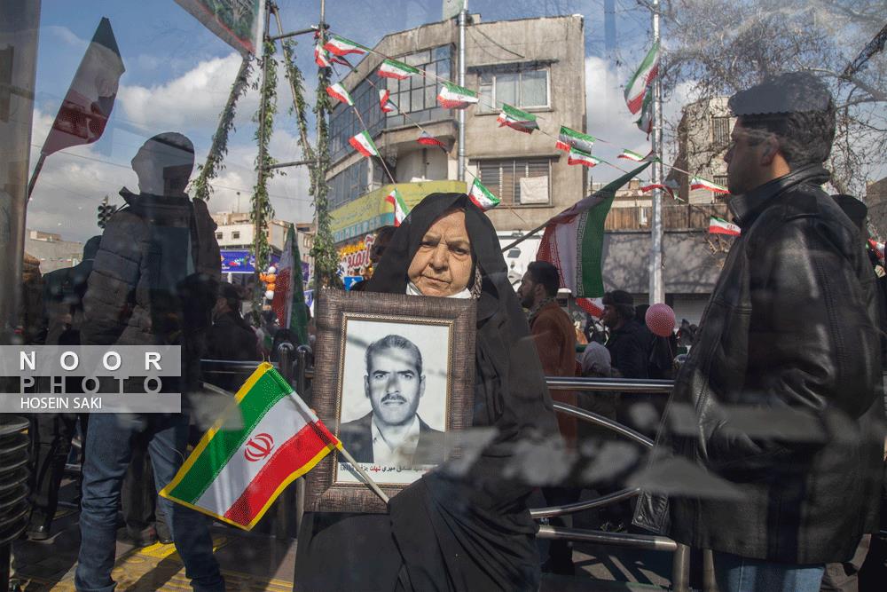 راهپیمایی 22 بهمن در تهران