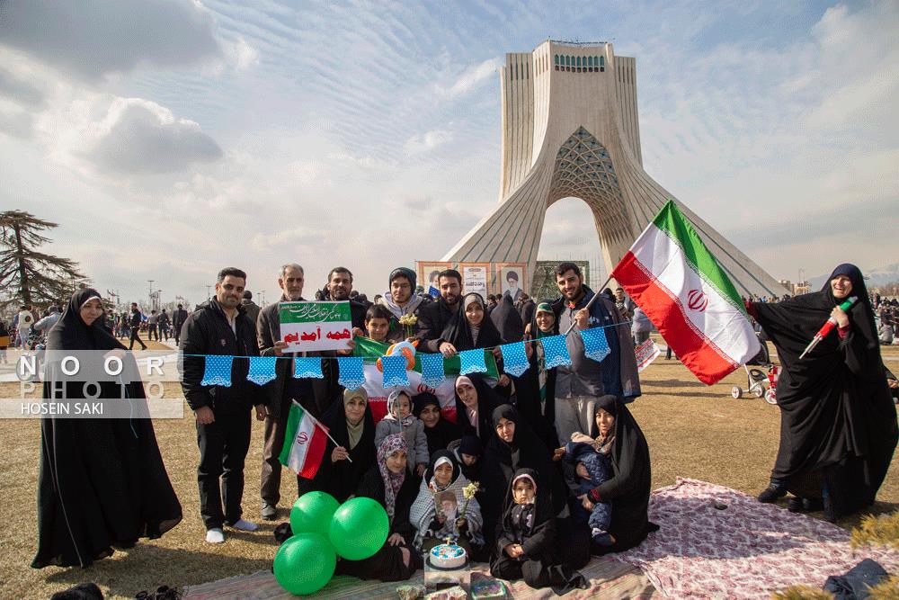 راهپیمایی 22 بهمن در تهران