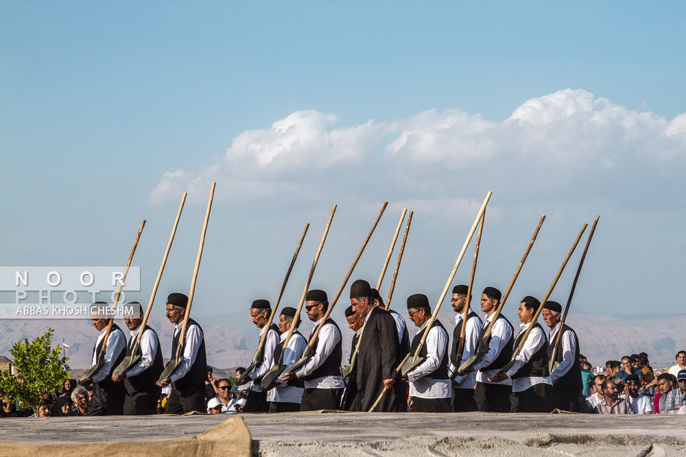 آیین سنتی بیل‌گردانی در نیم ور