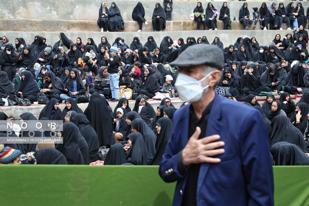 تشییع شهید گمنام در سیمک کوهپایه کرمان