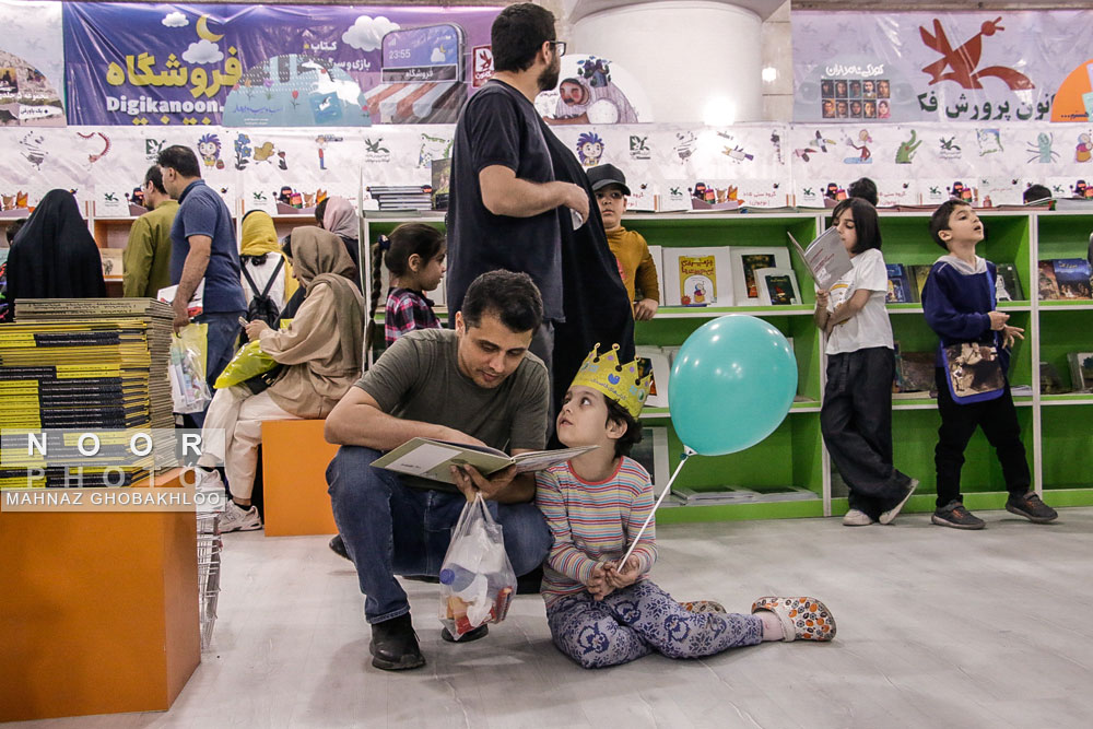 غرفه کتاب کودک نمایشگاه بین المللی کتاب تهران