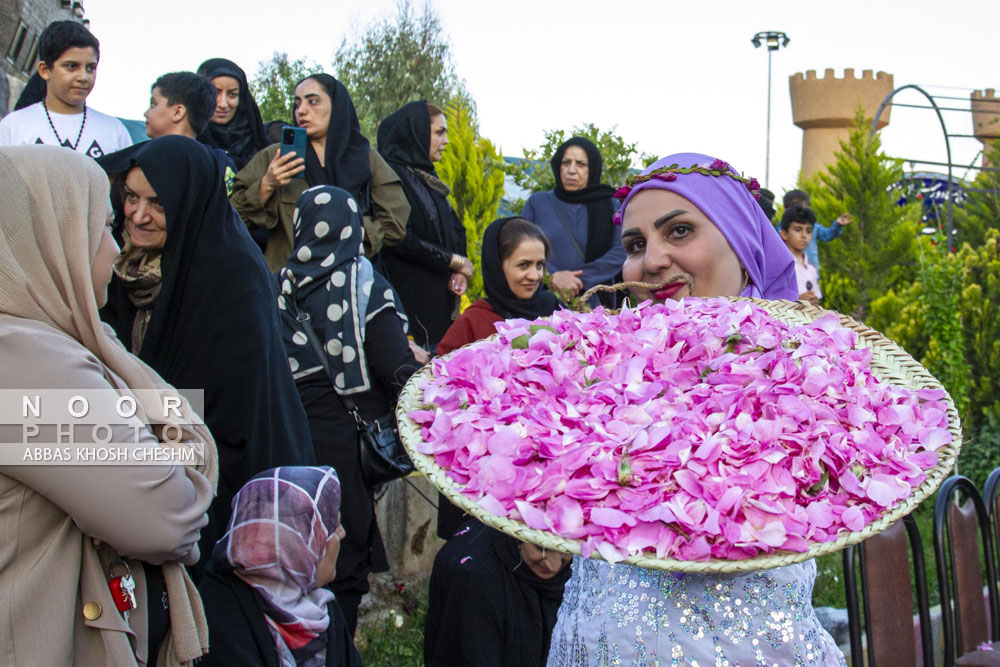 جشنواره گل و گلاب محلات