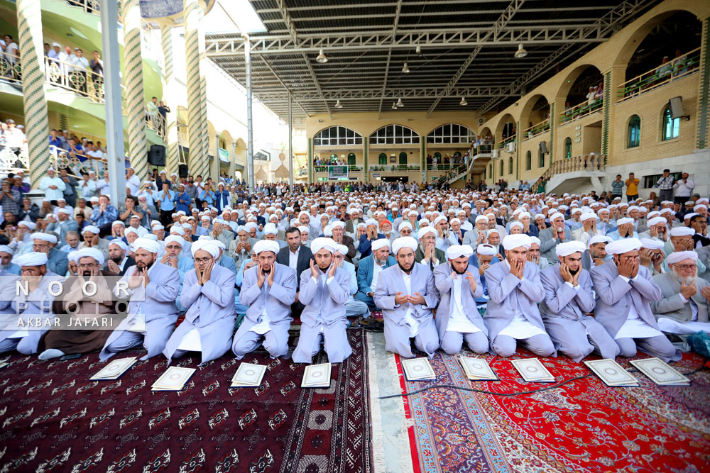 مراسم عمامه گذاری و بیست و پنجمین جشن فارغ التحصیلی طلاب مدرسه علوم دینی ربانیه چنارلی