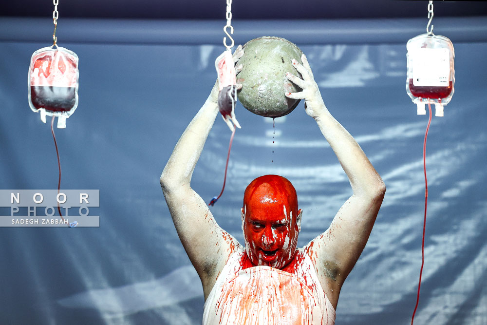 اجرای نمایش مانتیکور