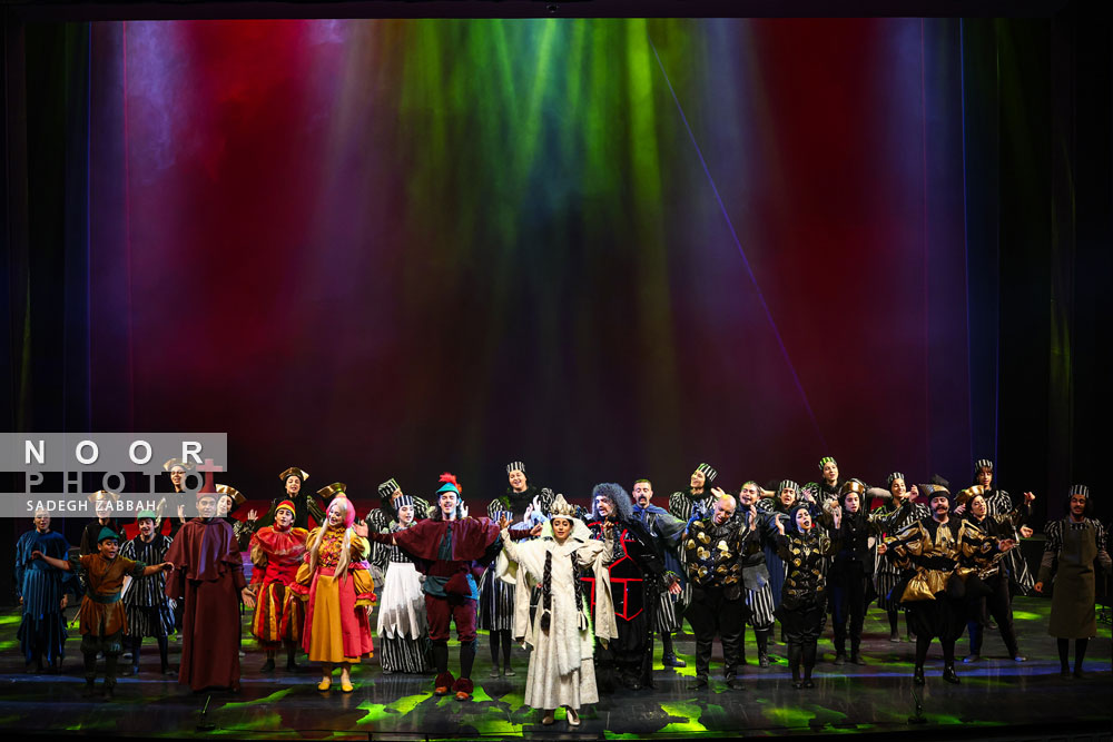 نمایش موزیکال «رابین هود»