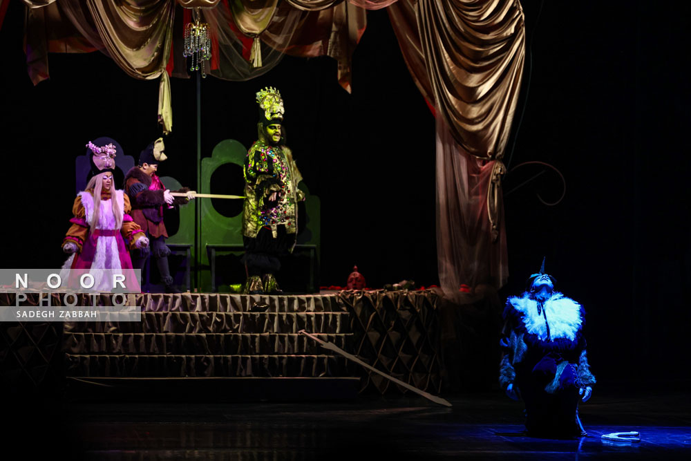 نمایش موزیکال «رابین هود»