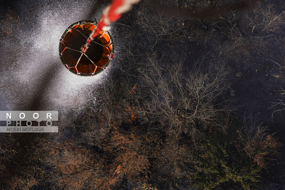 اطفای حریق هوایی در جنگل‌های توسکستان