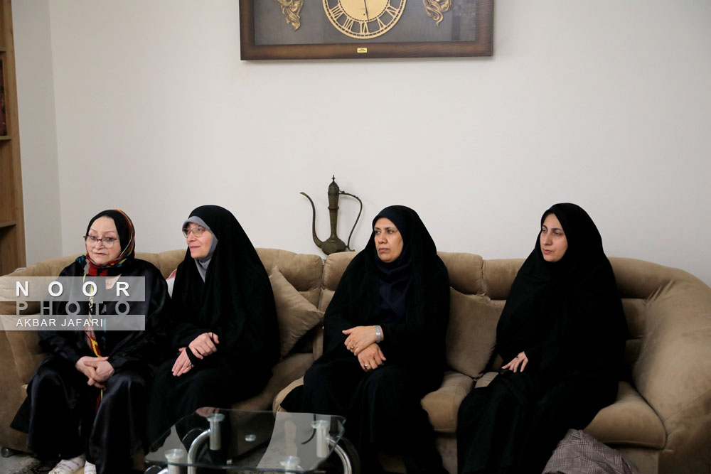 حضور نماینده رهبر معظم انقلاب در منازل تعدادی از جانبازان سرافراز استان گلستان