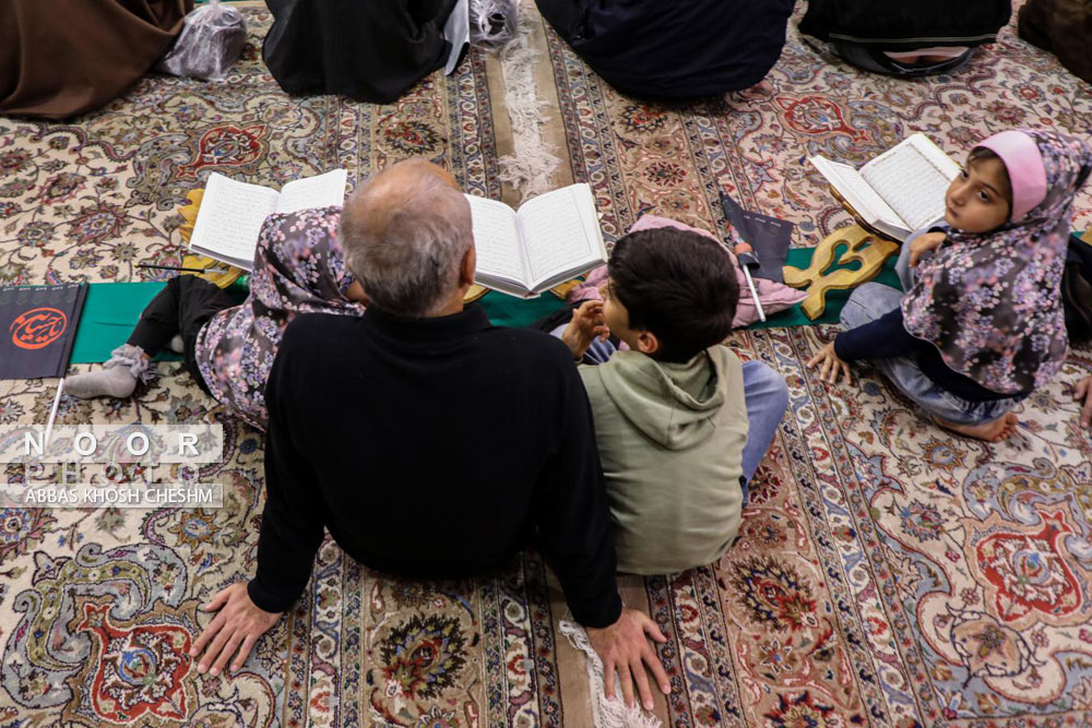 ترتیل خوانی قرآن کریم در مصلای قم