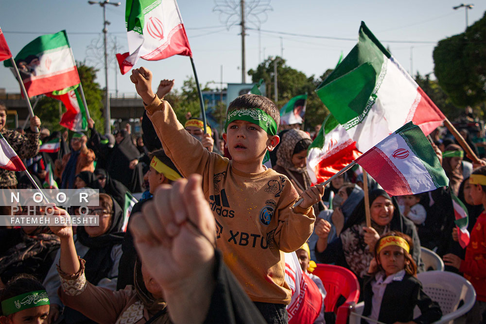 تجمع مردمی اقوام لک، لر و کرد در دفاع از ایران