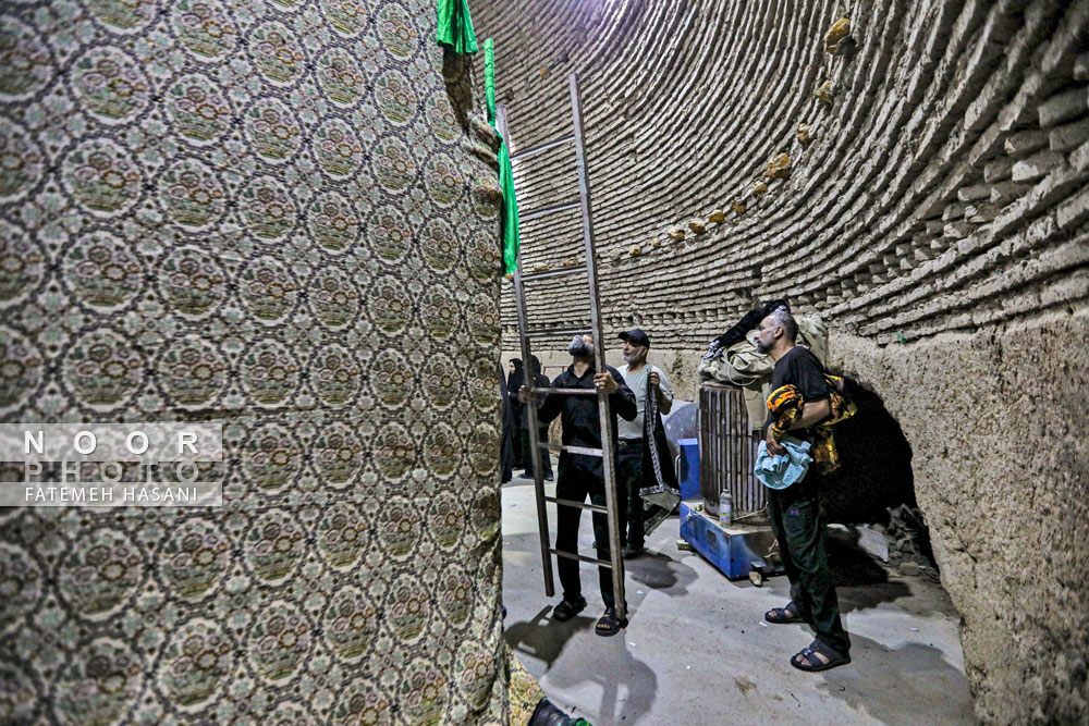 آیین کهن نخل گردانی و عزاداری روستای مزینان