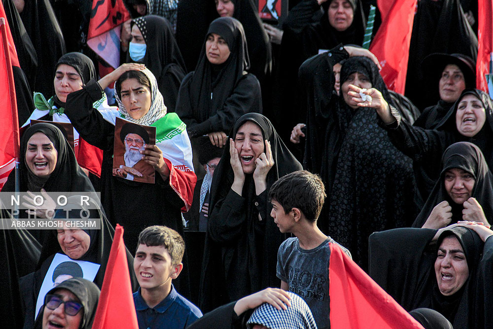 اقامه نماز و تشییع پیکر رهبر شهید انقلاب در قم