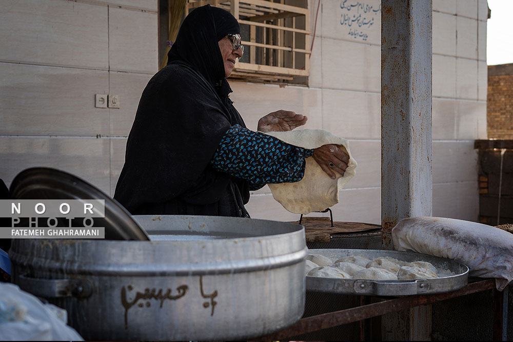 عبور زائران اربعین حسینی از مرز چذابه