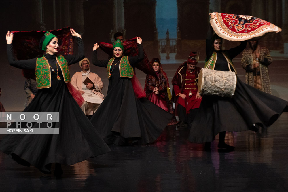 نمایش افسانه شاماران